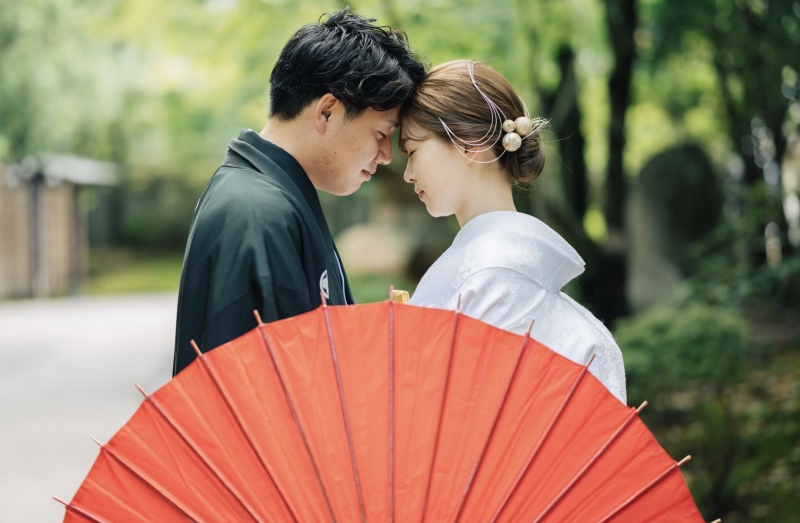 おでこをくっつけて