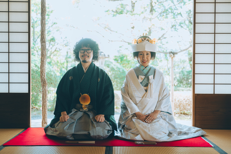 松風園の静謐な空間で、格式高い正座の誓い