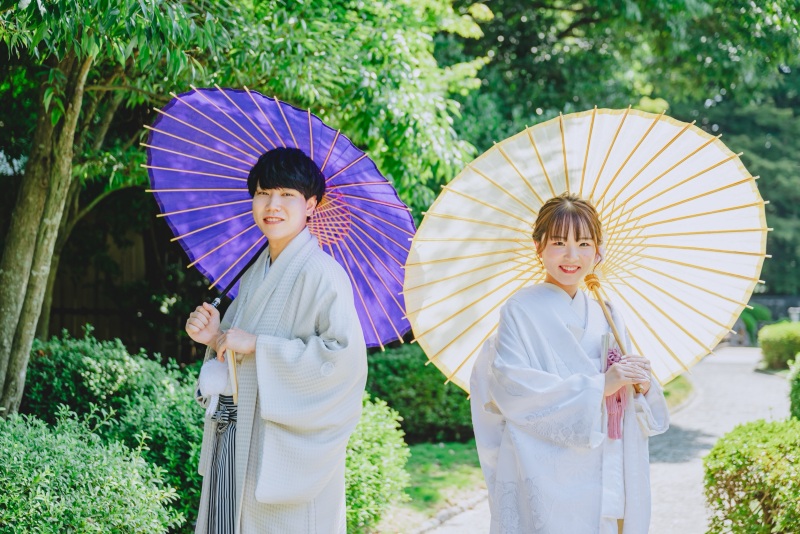 番傘で彩る和装の趣
