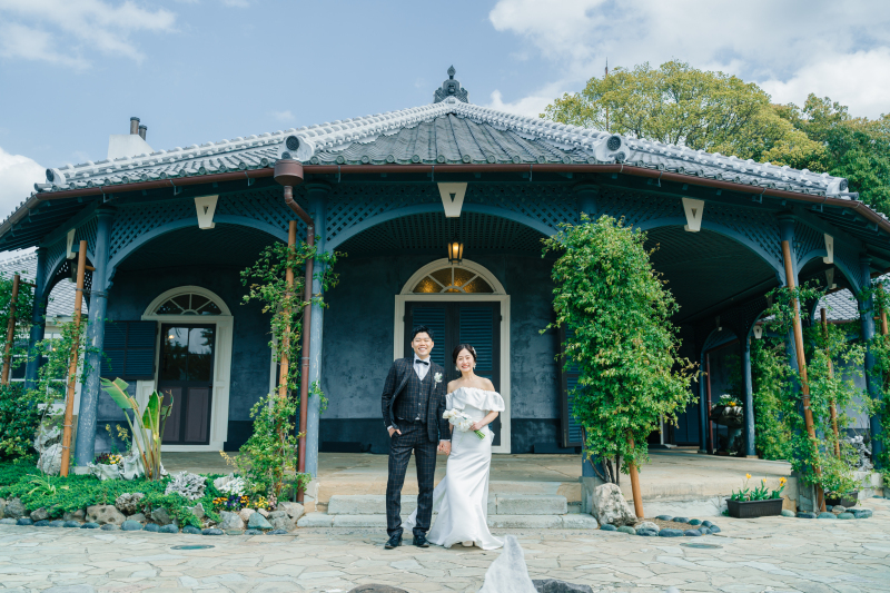 洗練された大人な洋装スタイル