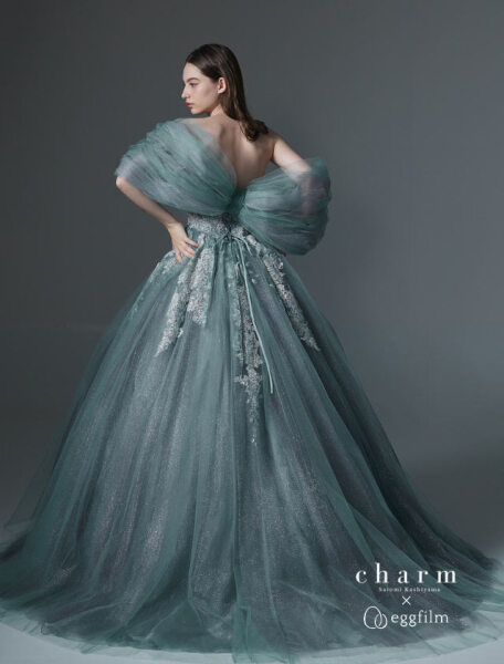 charmとeggfilmのコラボドレス