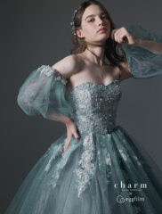 charmとeggfilmのコラボドレス