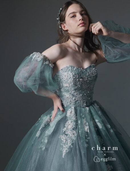 charmとeggfilmのコラボドレス