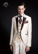 キャメルホワイト