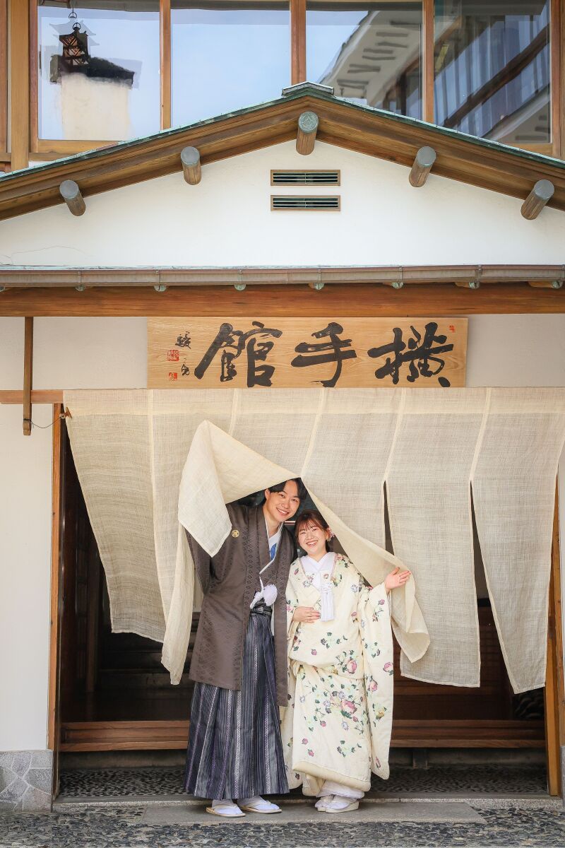 横手館前で記念の一枚