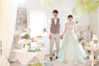 雑貨好きな花嫁様へナチュラルスタイルに空間をコーディネート