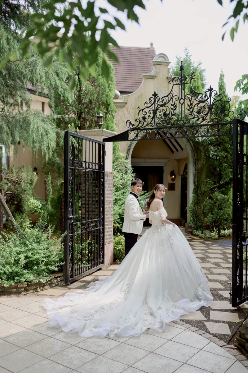 開いた門の先、ふたりの未来へ