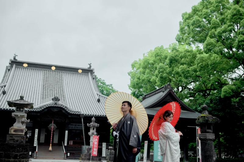 鑁阿寺の静寂と、初夏の色彩と、私たちの門出。
