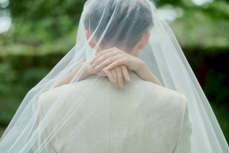 ベール越しの“今ここ”を切り取る