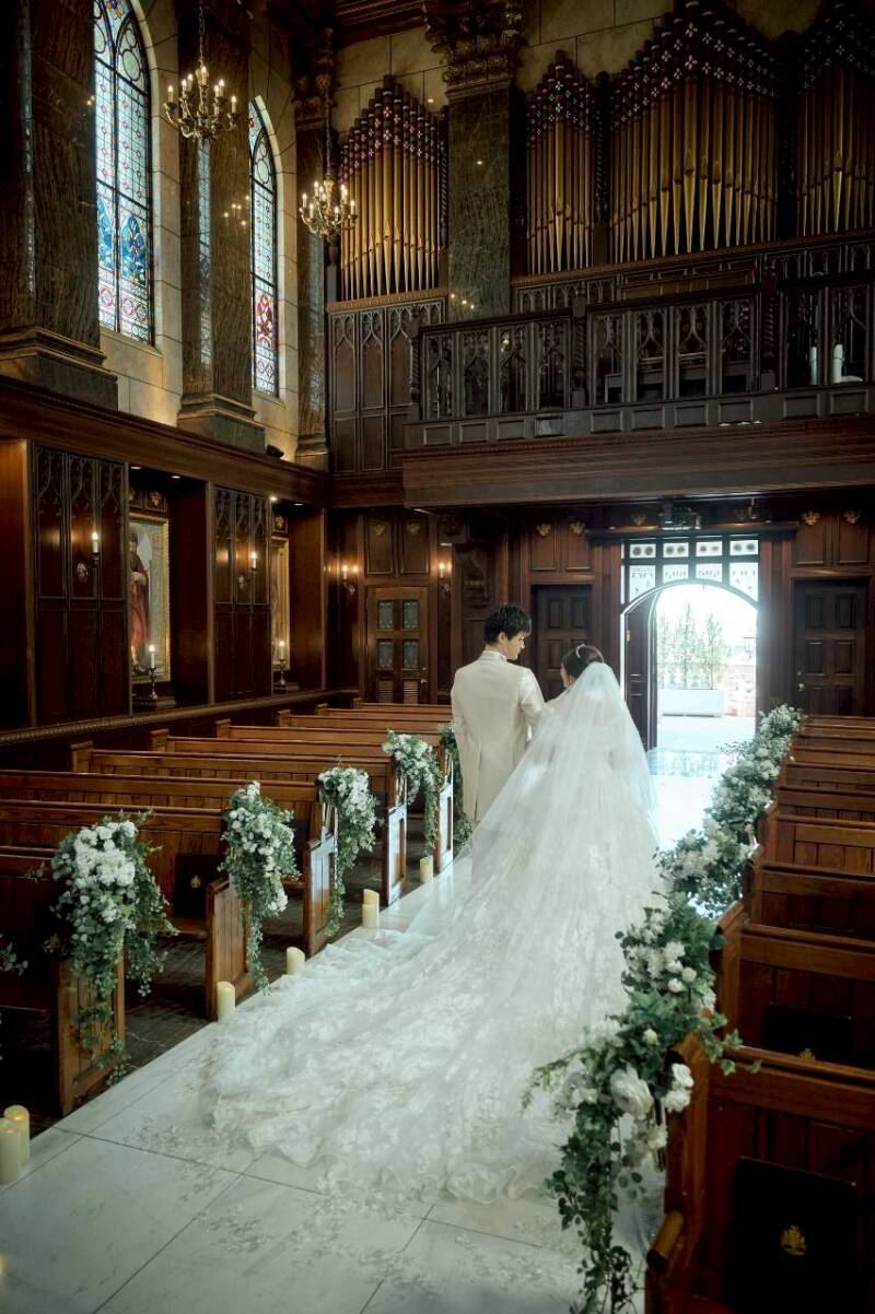 ドレスサロン併設でロングトレーンのドレスも沢山❤