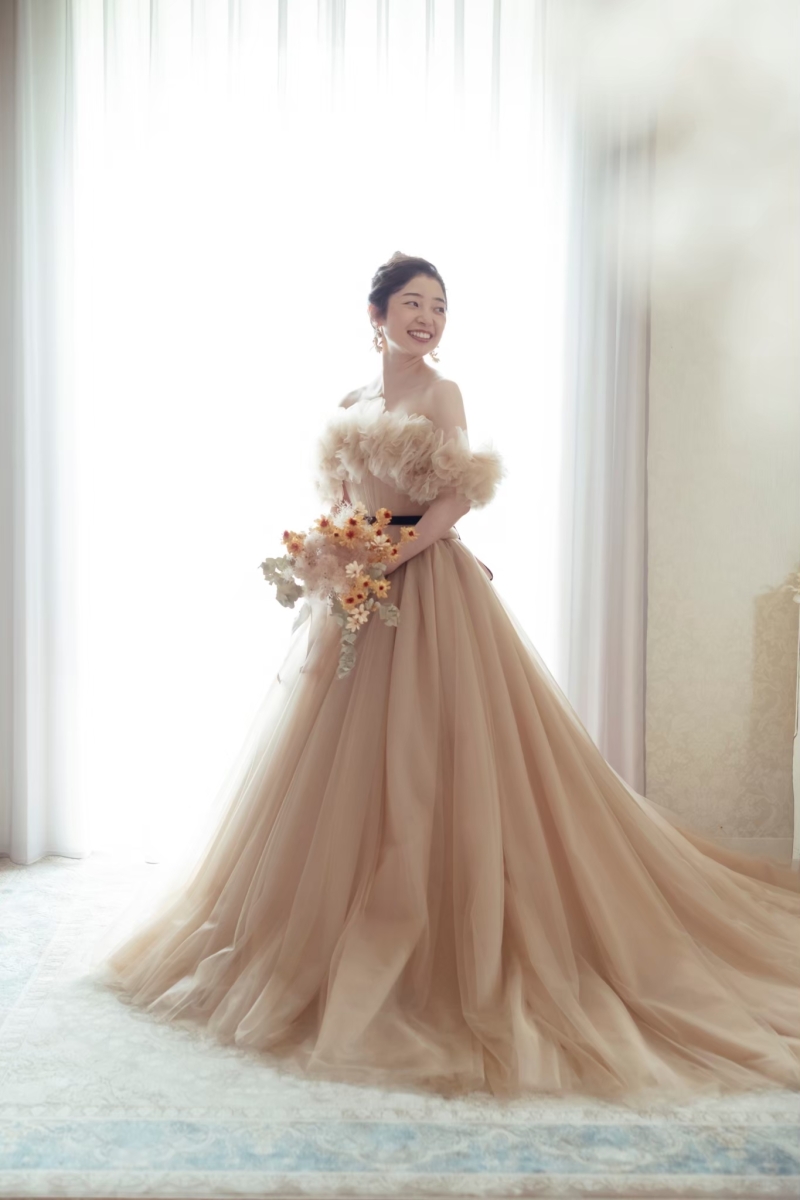 【限定3組】憧れブランドドレスで叶える♡夏のスタジオフォトプラン (最大45万クラスのブランドドレスも対象)