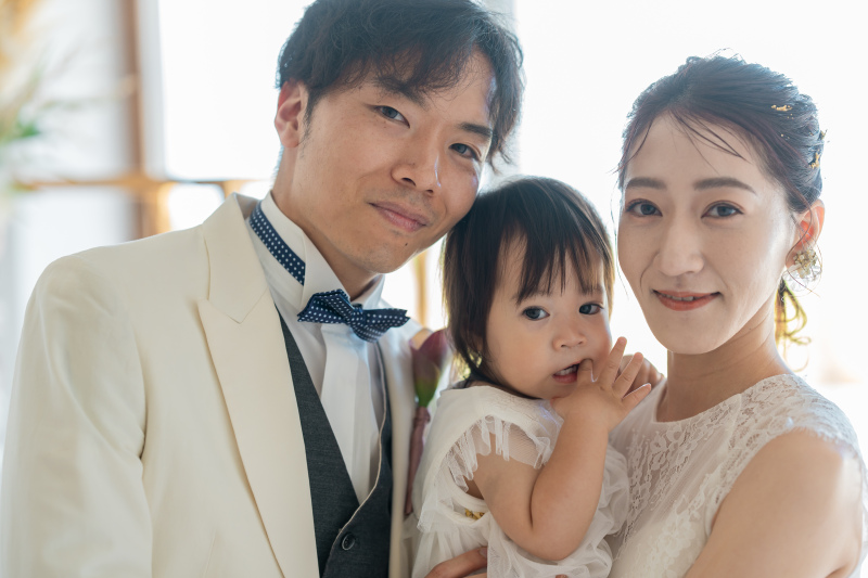 顔を寄せ合って