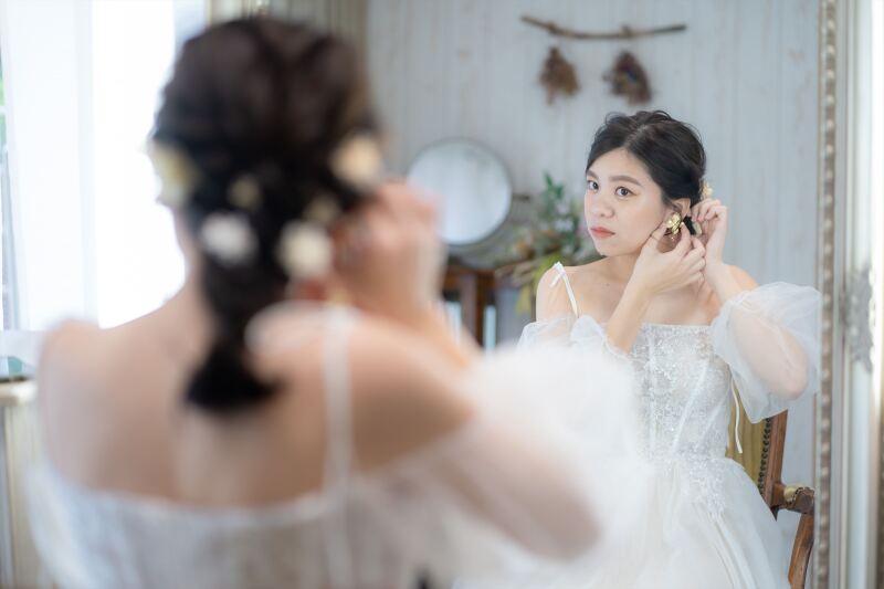 新婦様もお支度が仕上がったようです