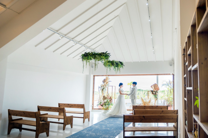 チャペルから撮影スタート!