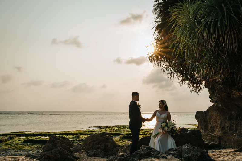 シルエット調で