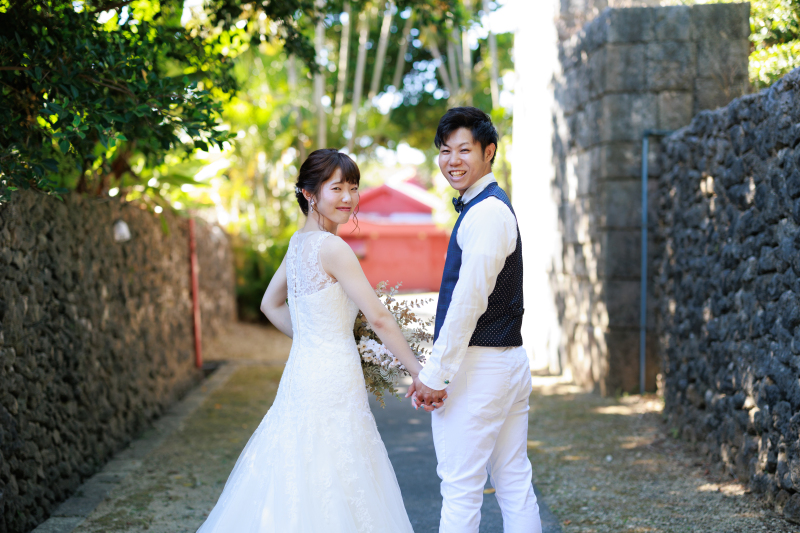 石垣の小路で１枚