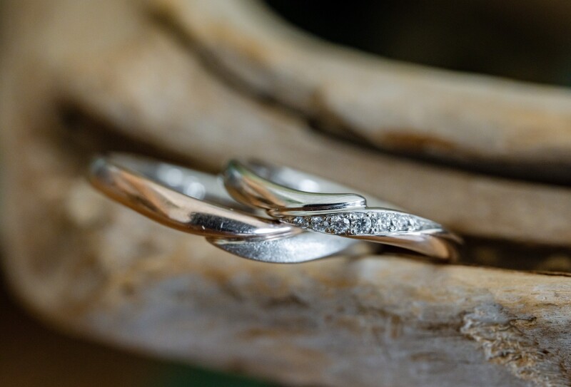 撮影スタートは指輪のカットから*