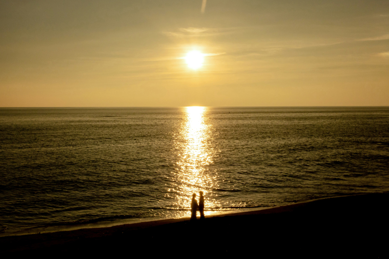 ドローンだから残せる「サンセットシーン」