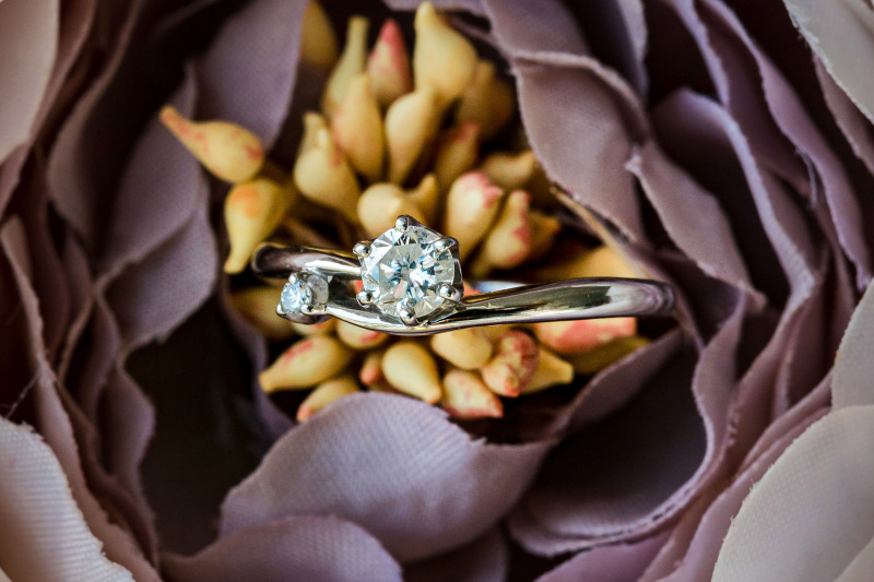 エンゲージリングの撮影もプロにおまかせ!