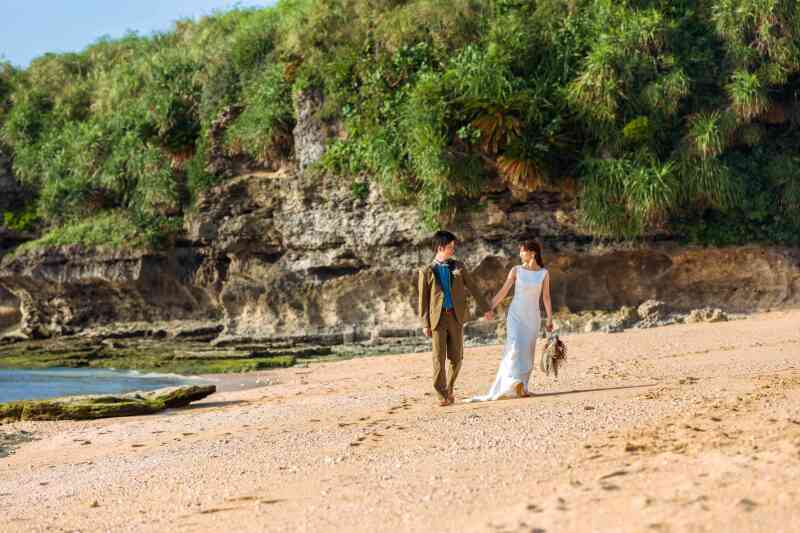 なぎさを歩きましょう