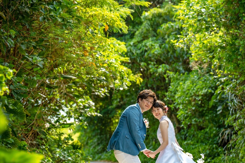 ビーチに降りる途中の道でも!