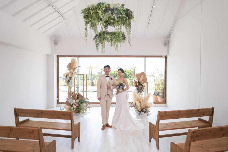 チャペルにてカチッとお写真を