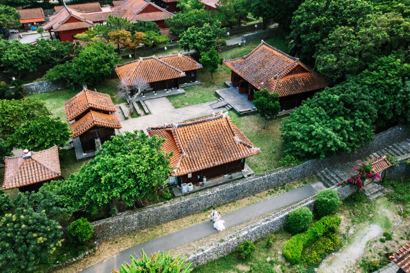 沖縄らしい景色と一緒に☀