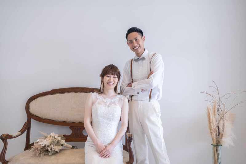 アンティーク家具と一緒に