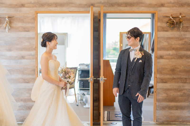 お部屋の前でファーストミートを行いました*