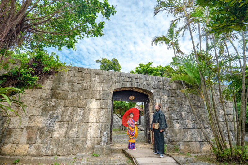 琉球の街並みと☀