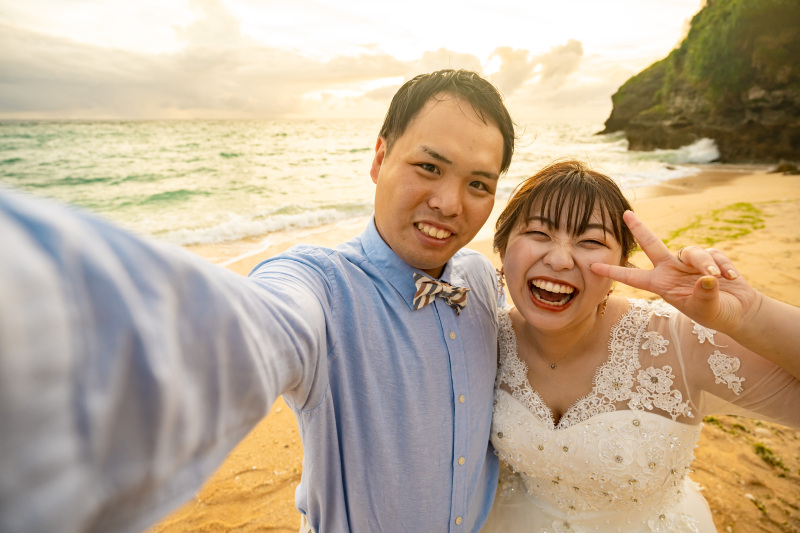 結びのピースサイン!