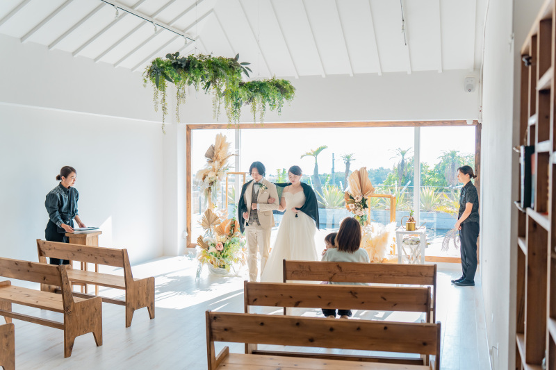 沖縄の文化を取り入れたオリジナル挙式