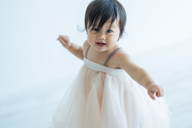 可愛いドレスを着て