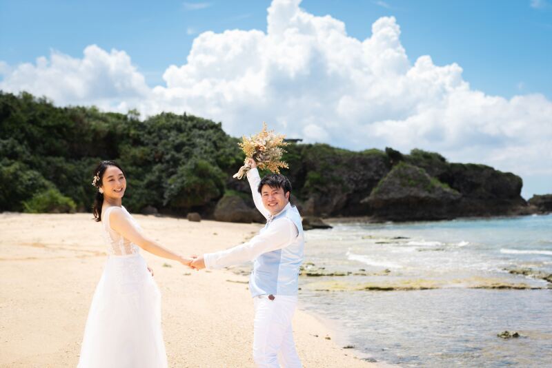 ビーチをお散歩しましょう