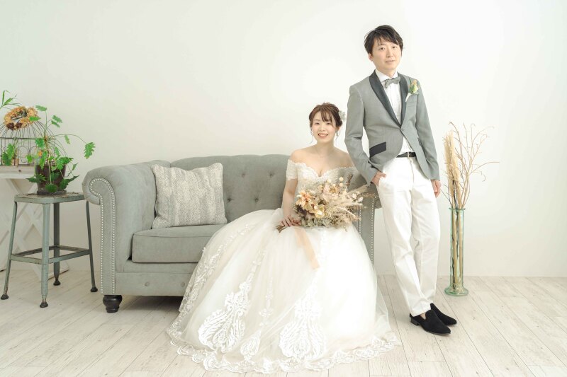 まずはスタジオでポーズ写真を