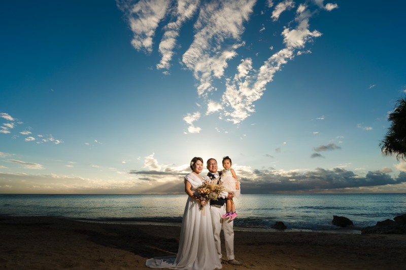 夕暮れ時のスリーショット