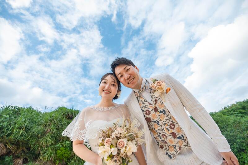 おふたりの頭を寄せ合った幸せな瞬間♡