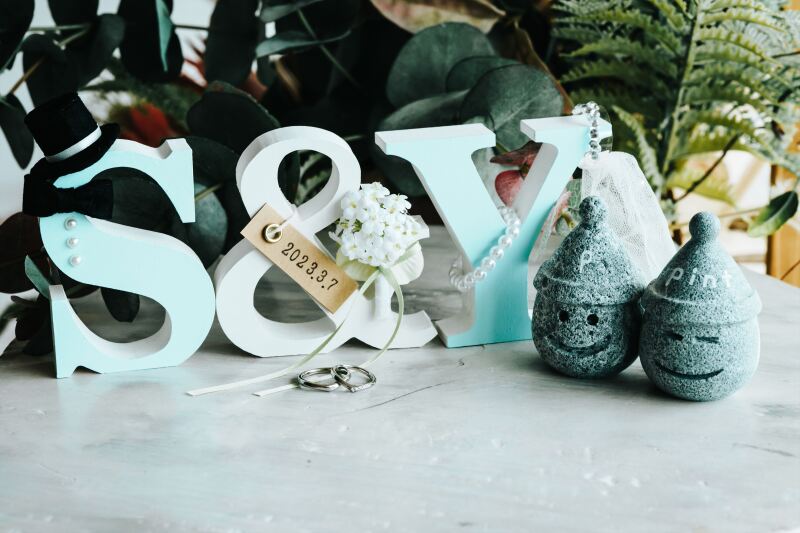 おふたりのイニシャルとリング