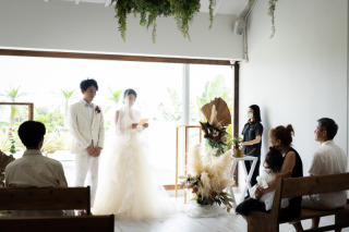 アットホームな家族だけの少人数挙式＋ロケーションフォト