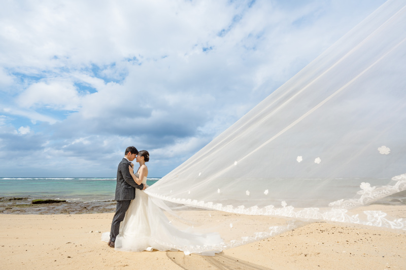 ビーチでの撮影といえば!のロングベールショット