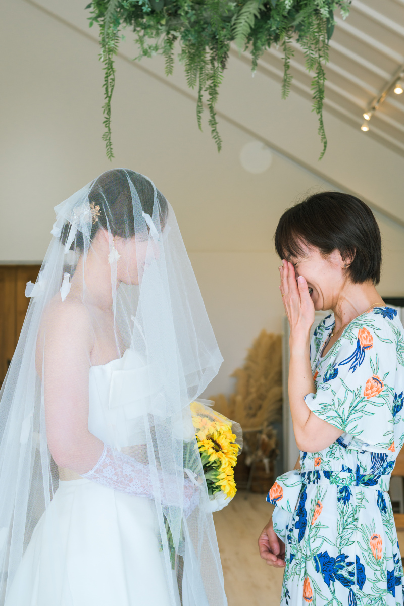 ベールダウン、涙と笑顔がひとつになる瞬間