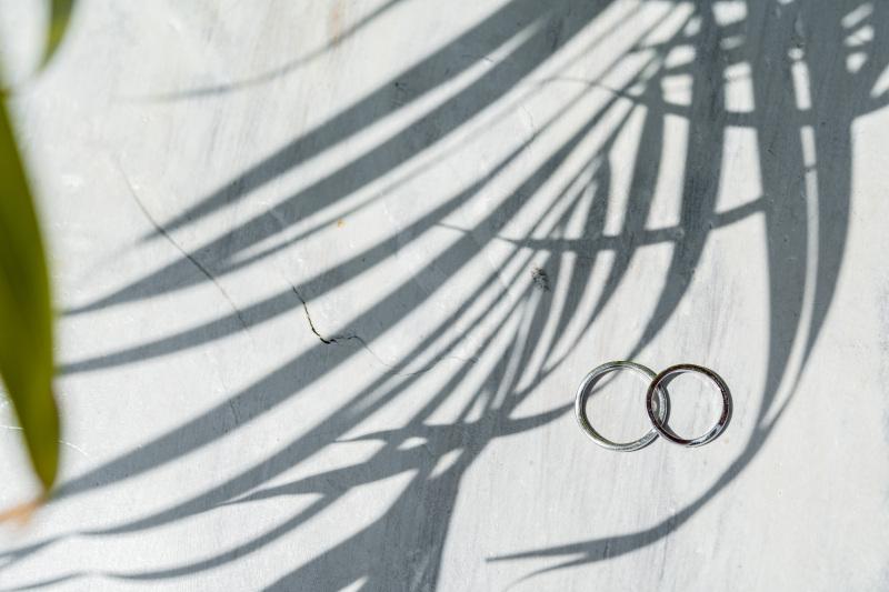 撮影スタートはおふたりの大切な指輪から☀