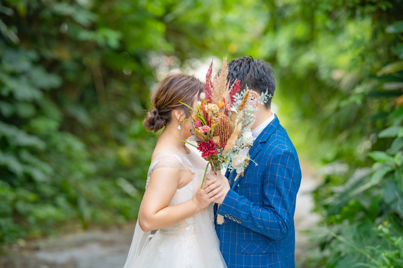 ブーケの先は..