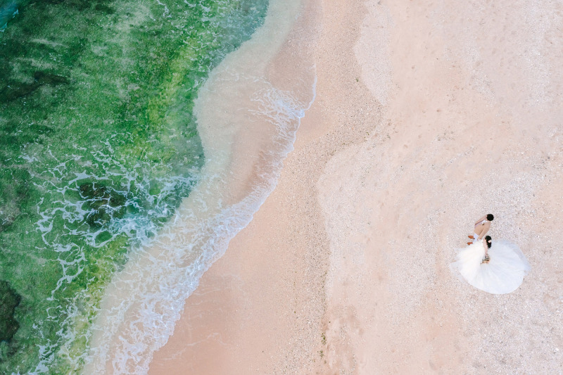 波打ち際の躍動感まで残す