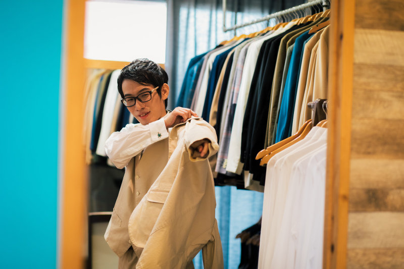 お仕度シーンから撮影スタート