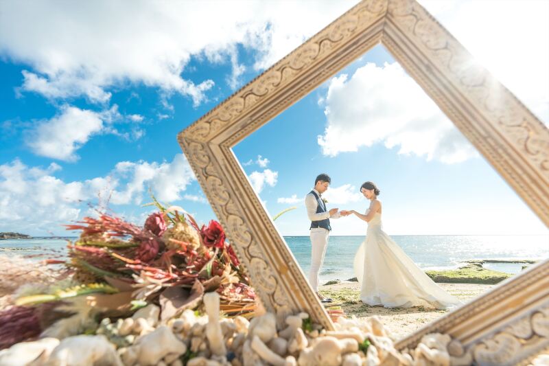 額の中のおふたり