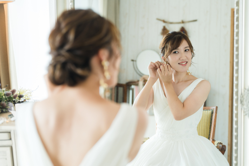 お仕度シーンから撮影スタート