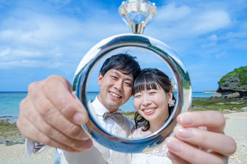 小道具の指輪を使ってかわいくね♡