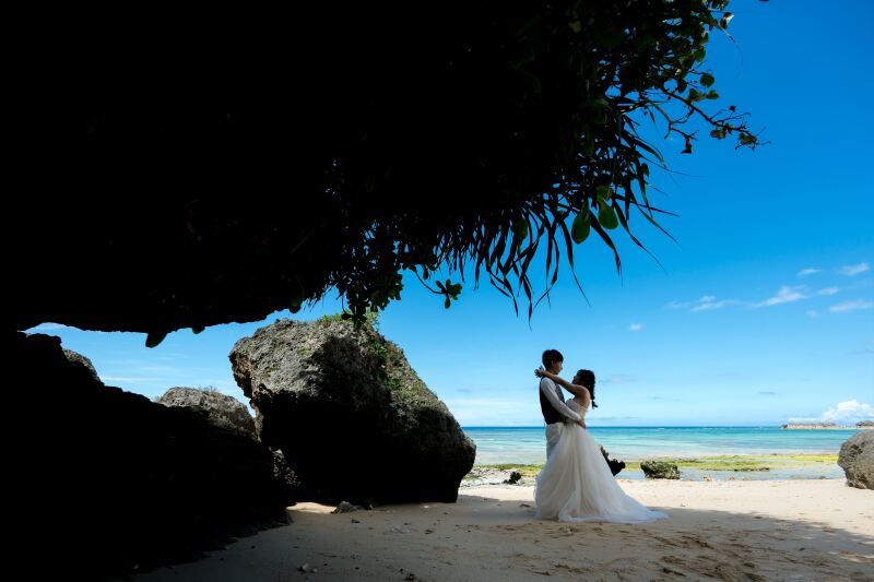 ダイナミックな岩場カット