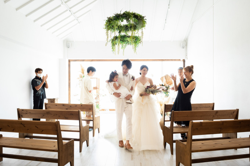 退場はお子様3人で